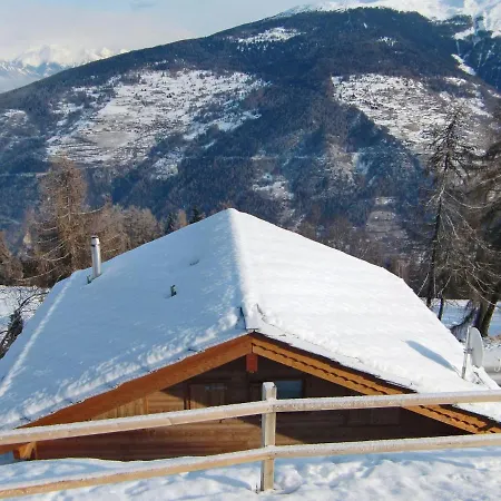 A Luxurious 12 Person With Superb View Alpesi faház